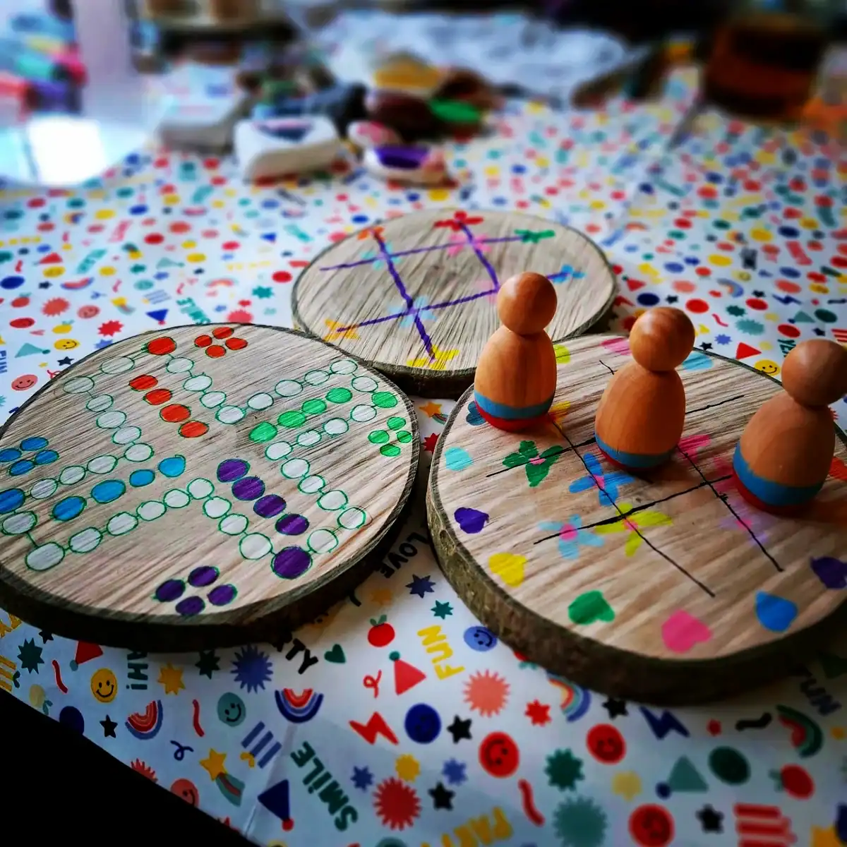 Jouw dagbesteding, jouw nieuwe plek. | LWDagbeleving brengt spelplezier | Spel en creativiteit bij dagbesteding, gezelligheid en activiteit voor iedereen.